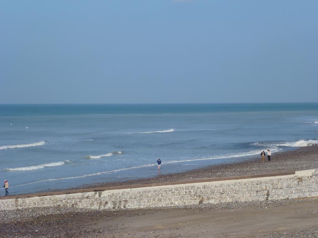 푸빌-쉬르-메르 Le Normandy 아파트 객실 사진